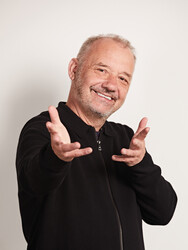 Michael <br> Bob Mortimer <br> 19 November 2026 <br> Exclusive Signed Special Independent Bookshop Edition <br>